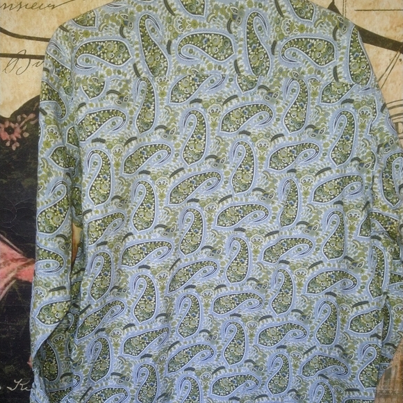 Bugatachi Men's Paisley button down shirt large - Picture 2 of 5
